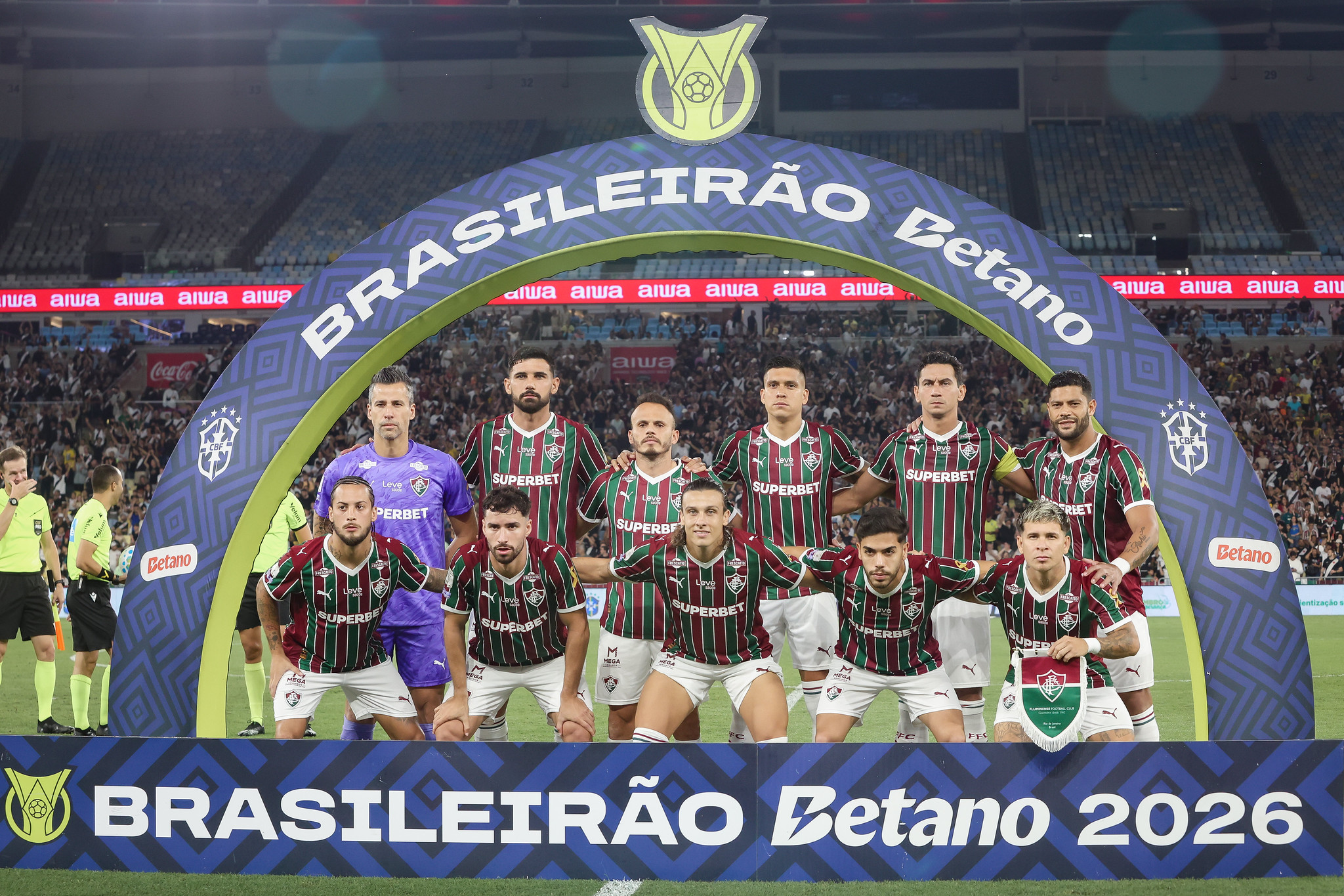 Fluminense mira reta final com margem para buscar vaga na Libertadores