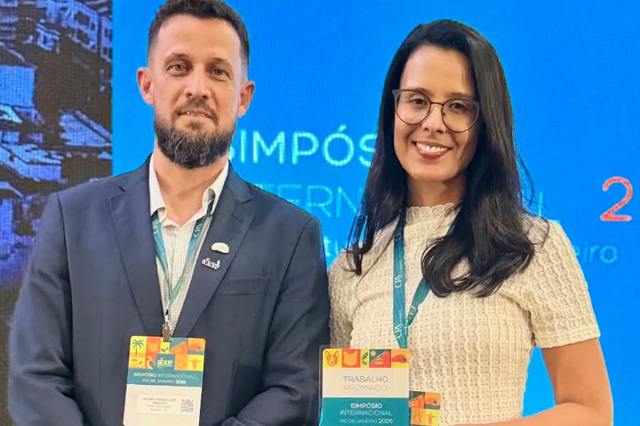 Docente da UENP tem pesquisa premiada em simpósio de neurologia veterinária