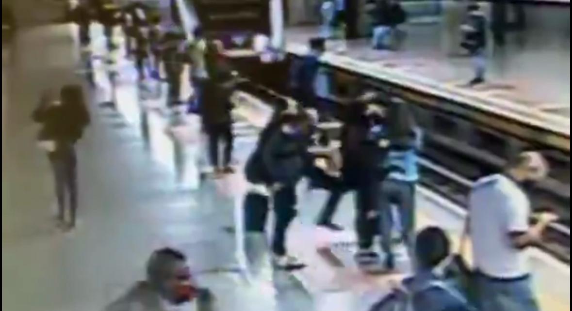 Suspeito de manter crianças reféns em Curitiba foi detido em caso no metrô de SP