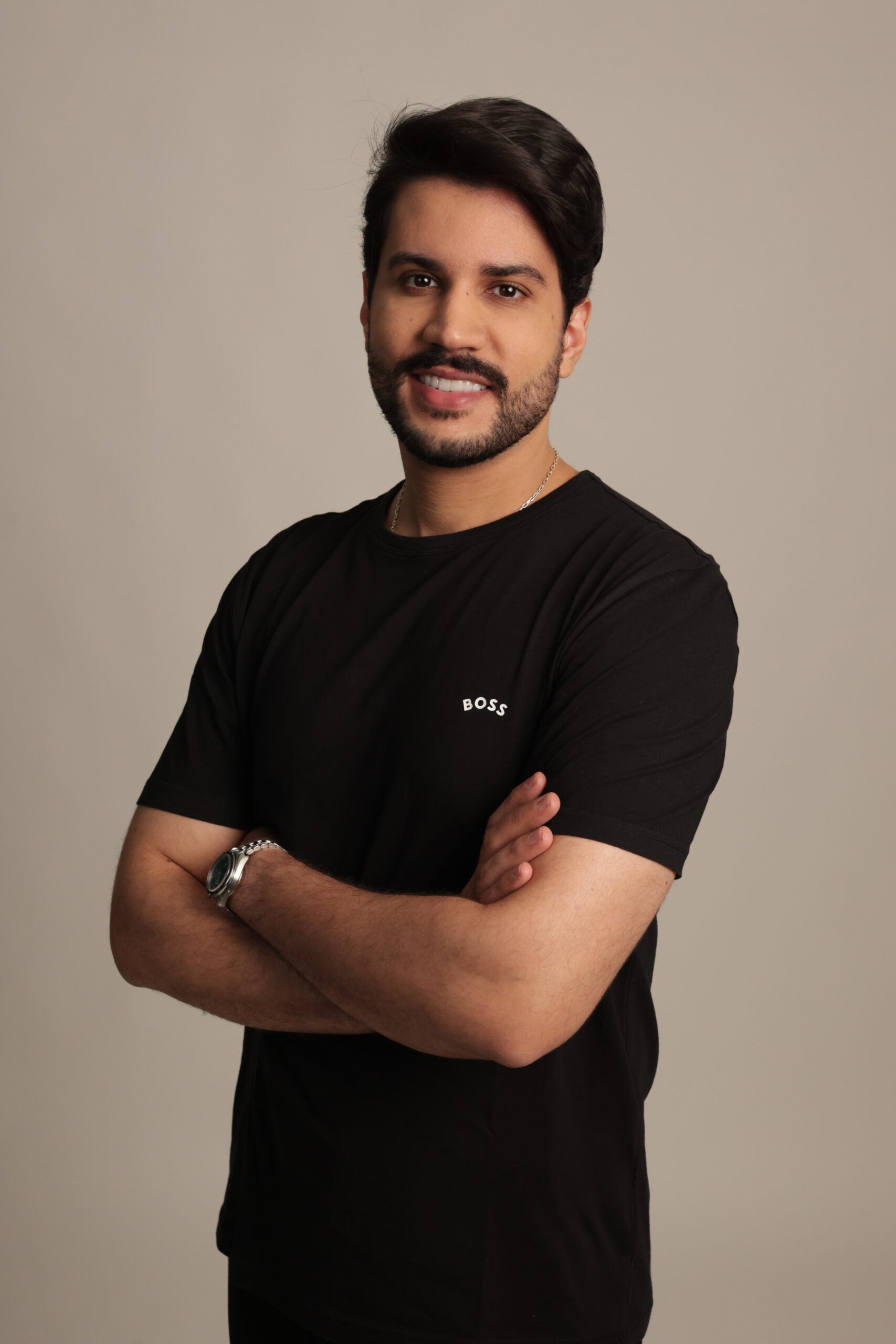 Carlópolis terá show gratuito de Gabriel Guedes no dia 31 de outubro