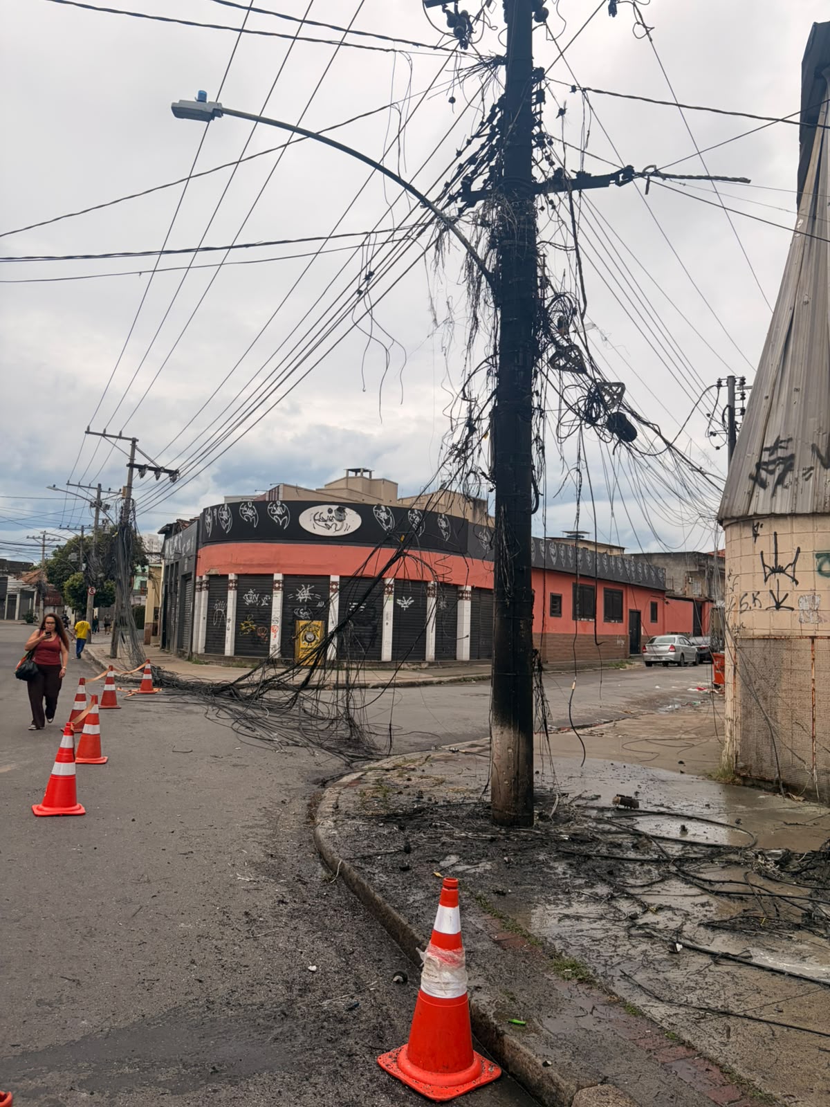 Prefeitura suspende obras da Claro após intervenção irregular em Bonsucesso