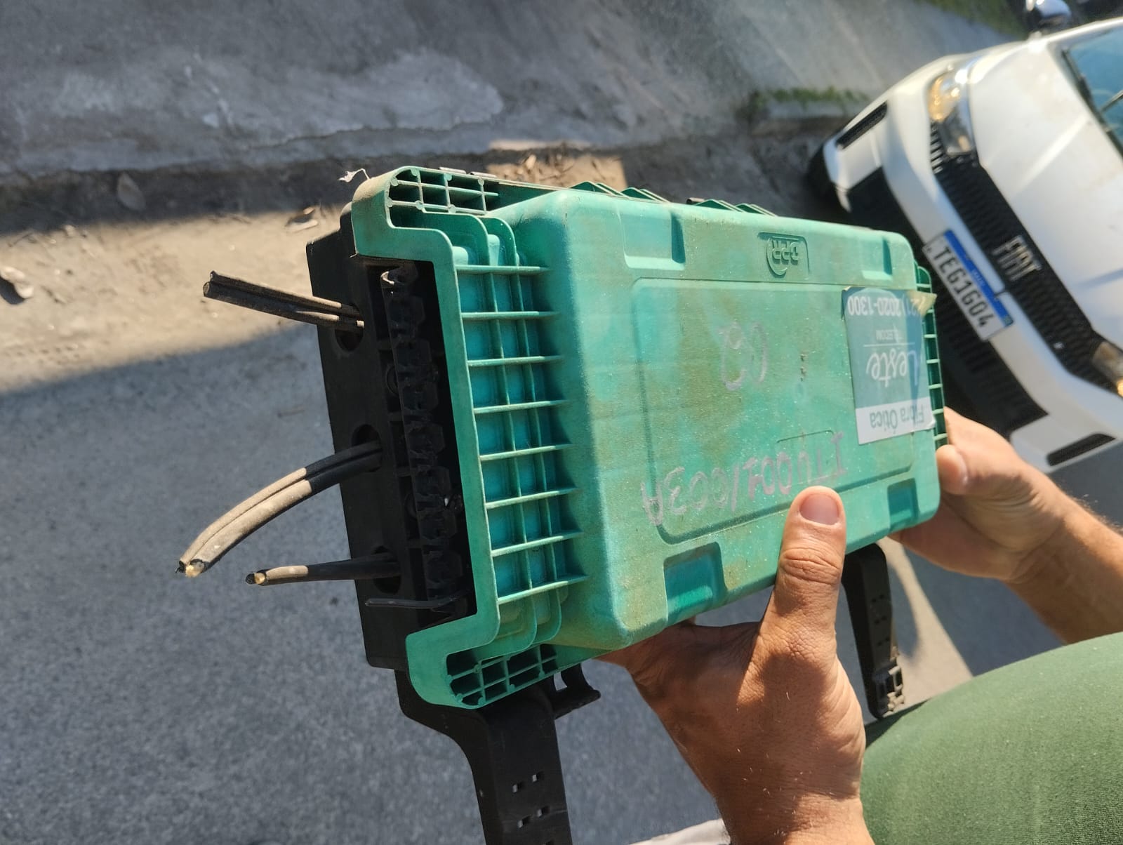 Cortes em cabos deixam mais de 1.500 residências sem internet em Niterói