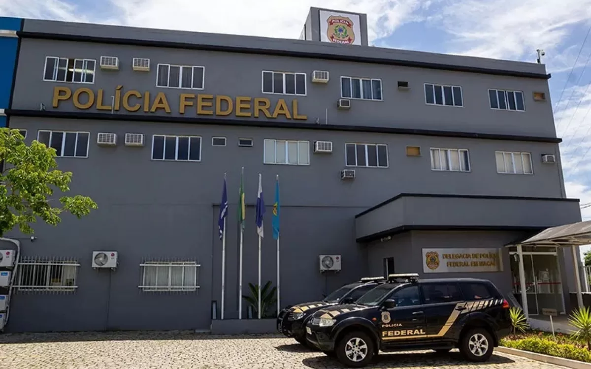 PF prende condenado por estupro de vulnerável em Macaé