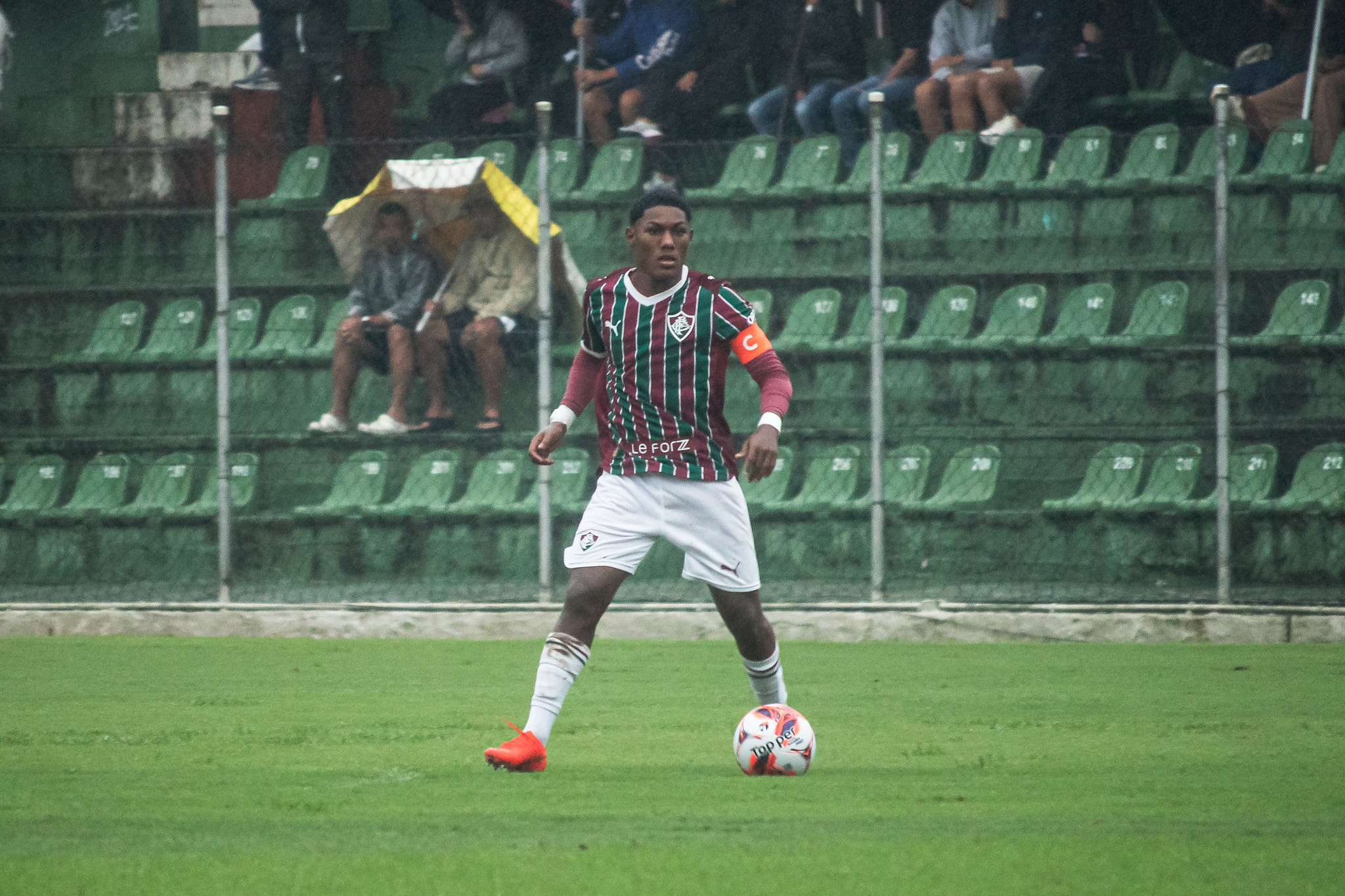 Fluminense leva sete jogadores convocados por seleções ao duelo do Sub-17
