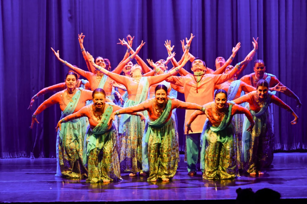 Festival reúne dança madura de seis estados em Curitiba e região