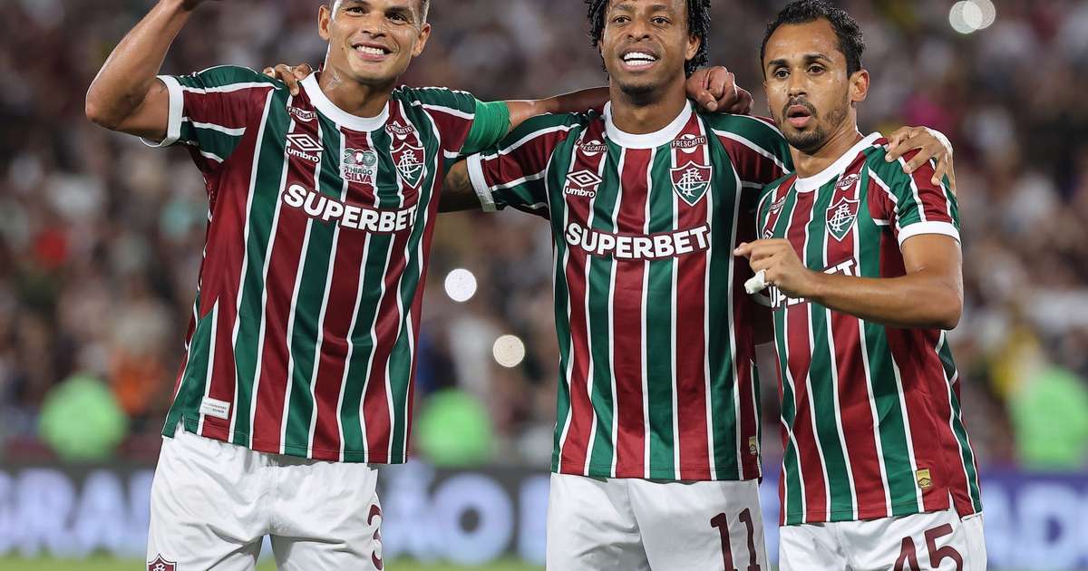 Thiago Silva joga com dores no joelho e uso de anti-inflamatórios