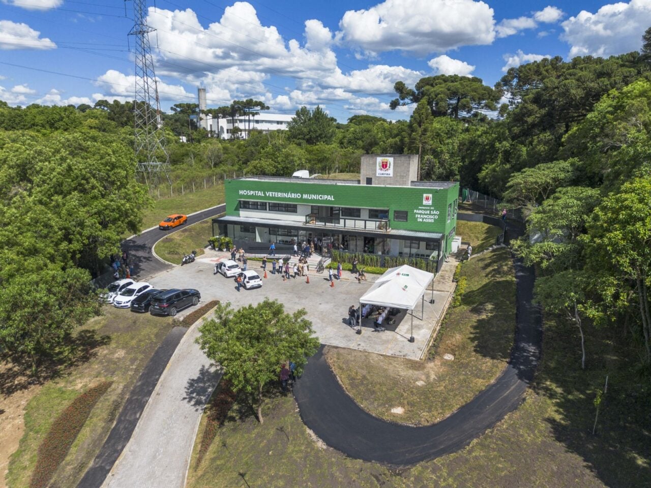 Hospital Veterinário de Curitiba se aproxima de 350 mil procedimentos