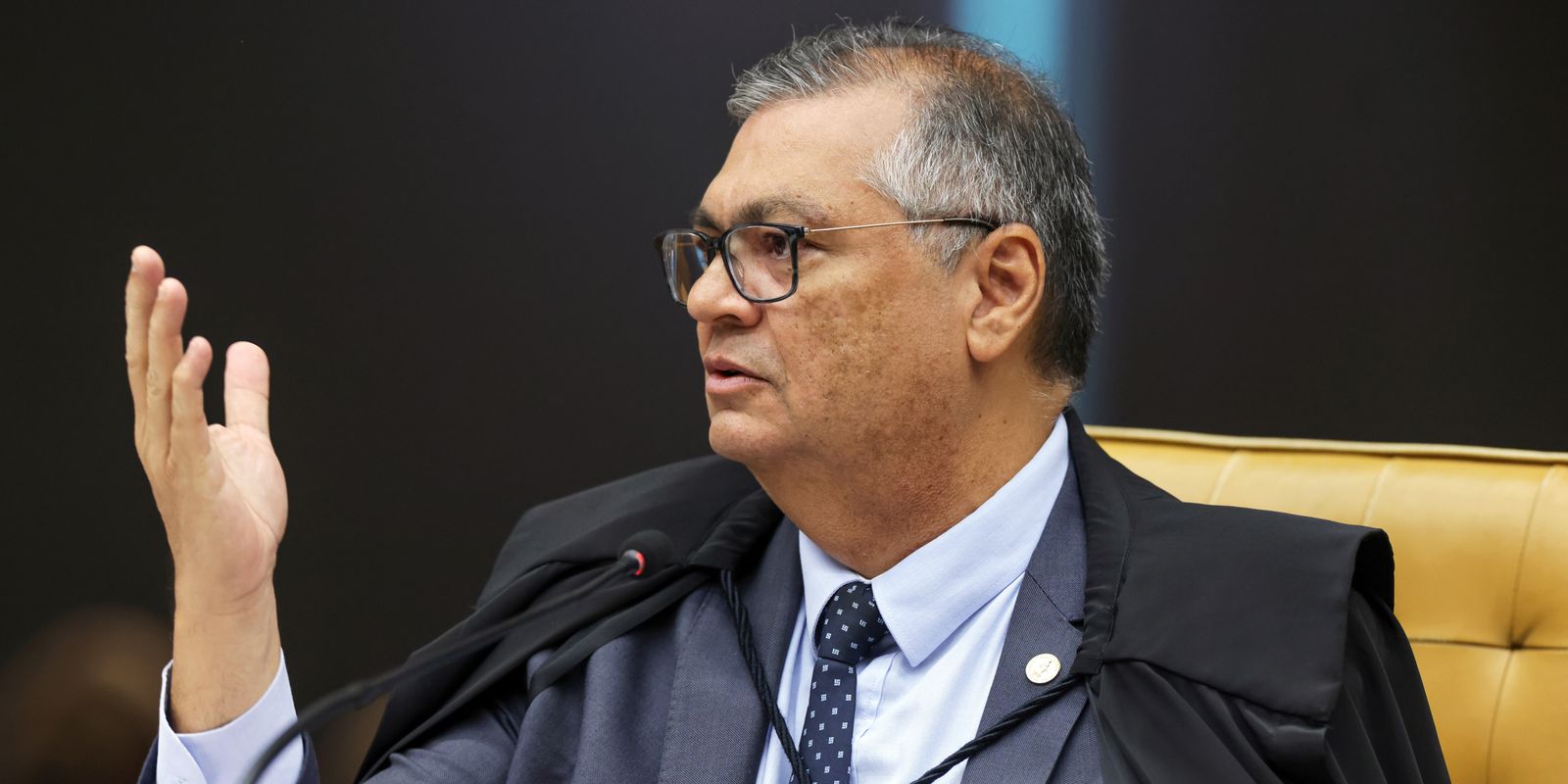 Dino determina fim do sigilo em investigação sobre filme Dark Horse