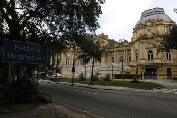 Certidão do CNJ registra condenação ativa contra Anthony Garotinho