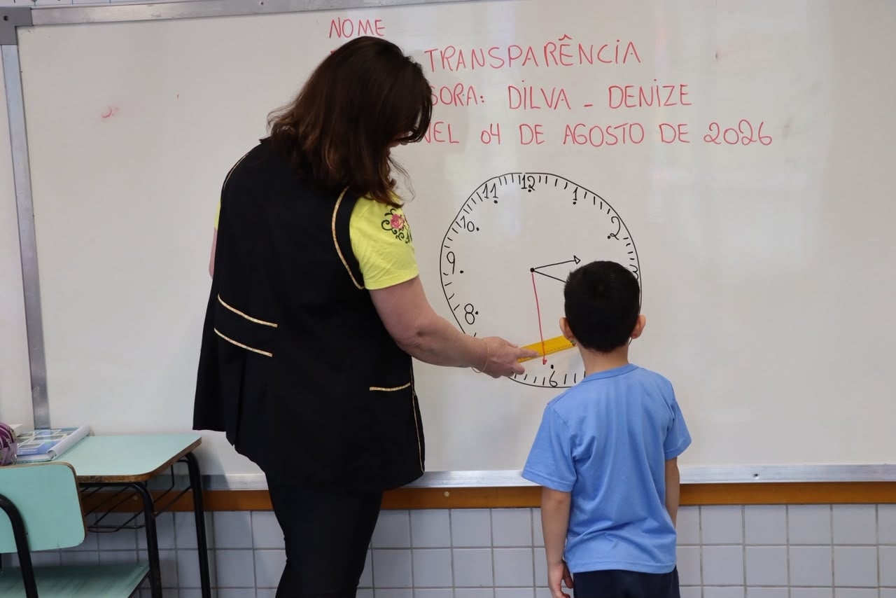 Famílias de Cascavel devem atualizar cadastro escolar até quarta-feira (19)