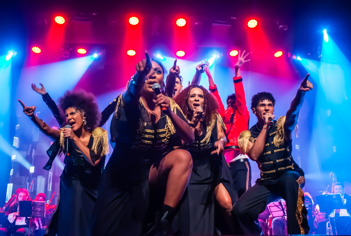 Orquestra apresenta tributo gratuito a Michael Jackson em Curitiba