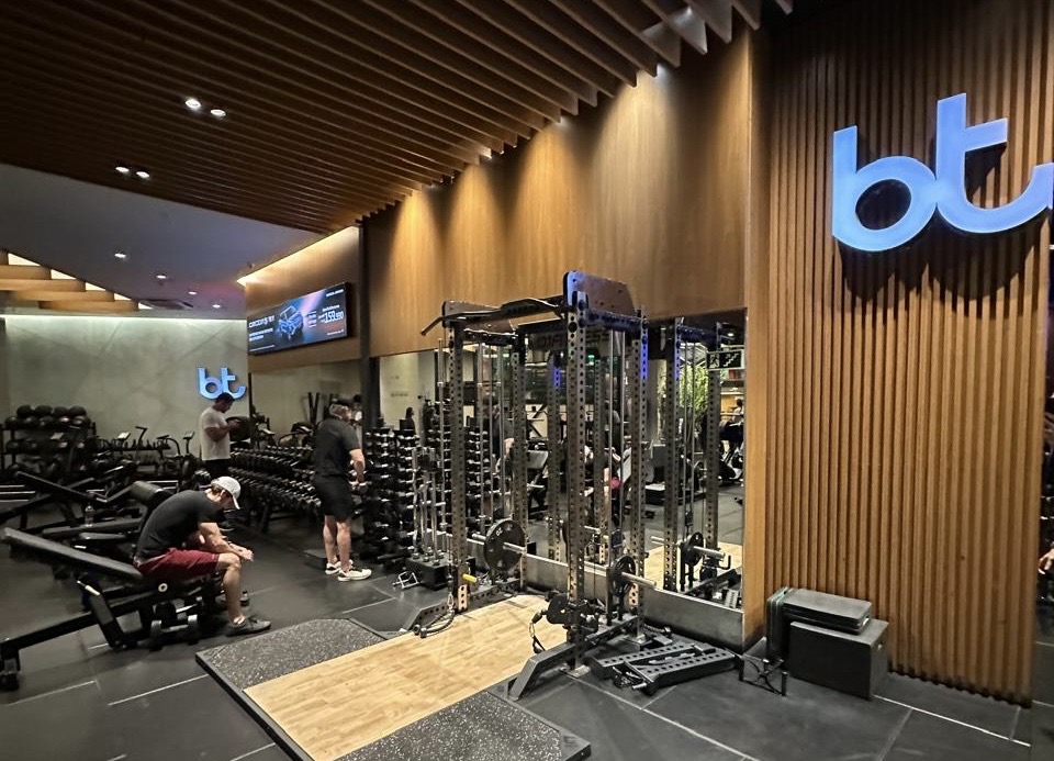 Shopping Leblon retoma tarifa de R$ 7 no estacionamento da Bodytech