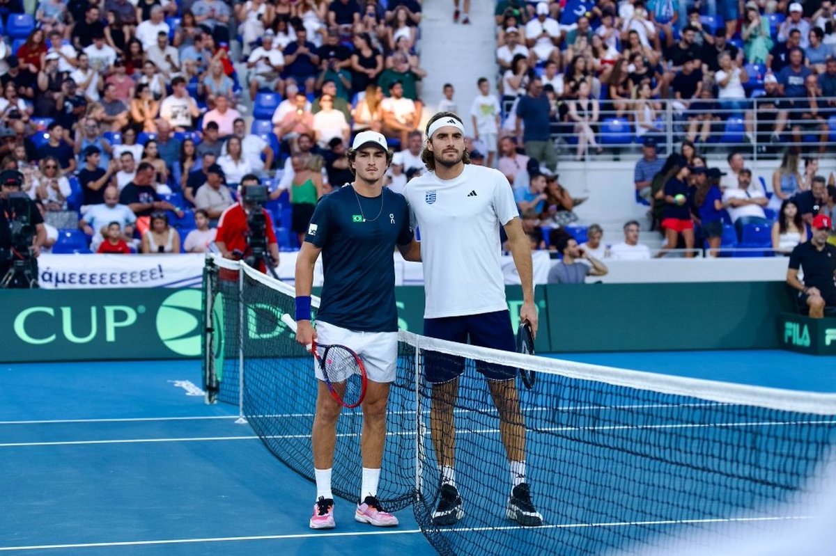 Tsitsipas busca reação contra João Fonseca no Masters de Montreal