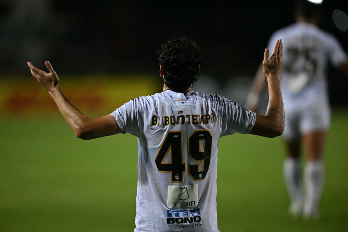 Santos terá a adidas como fornecedora de uniformes a partir de 2028