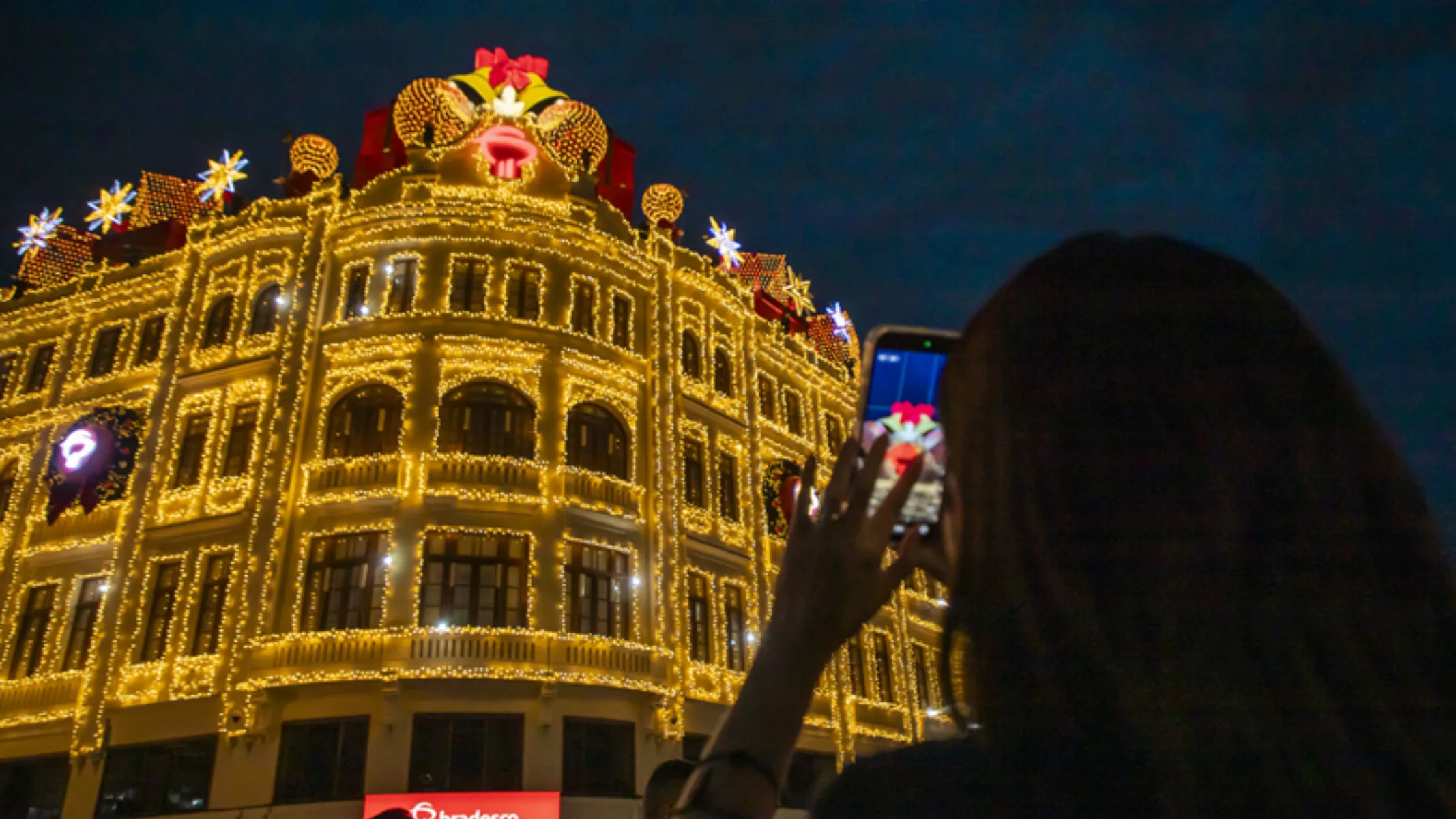 Palácio Avenida e Família Moletta têm datas confirmadas para o Natal de Curitiba