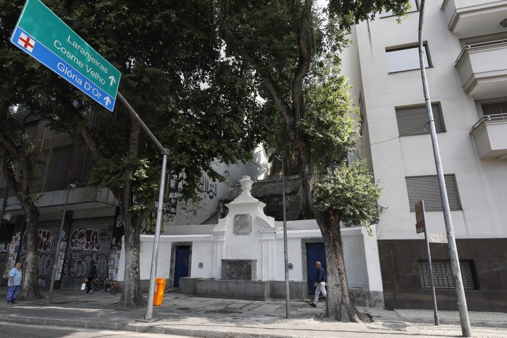 Cedae investe R$ 3,4 milhões na restauração do Chafariz da Glória