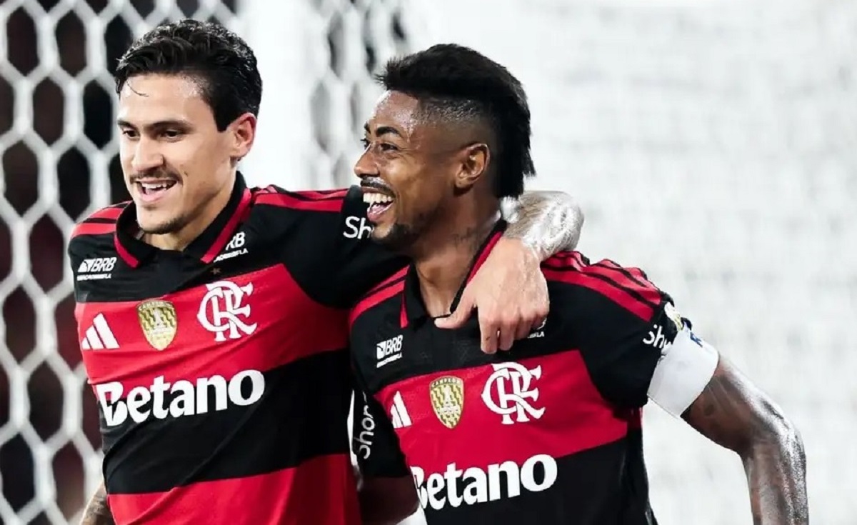 Pedro larga na frente por vaga no ataque do Flamengo contra o Cruzeiro