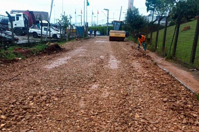 Guarulhos conserva trecho de terra da estrada velha para Arujá
