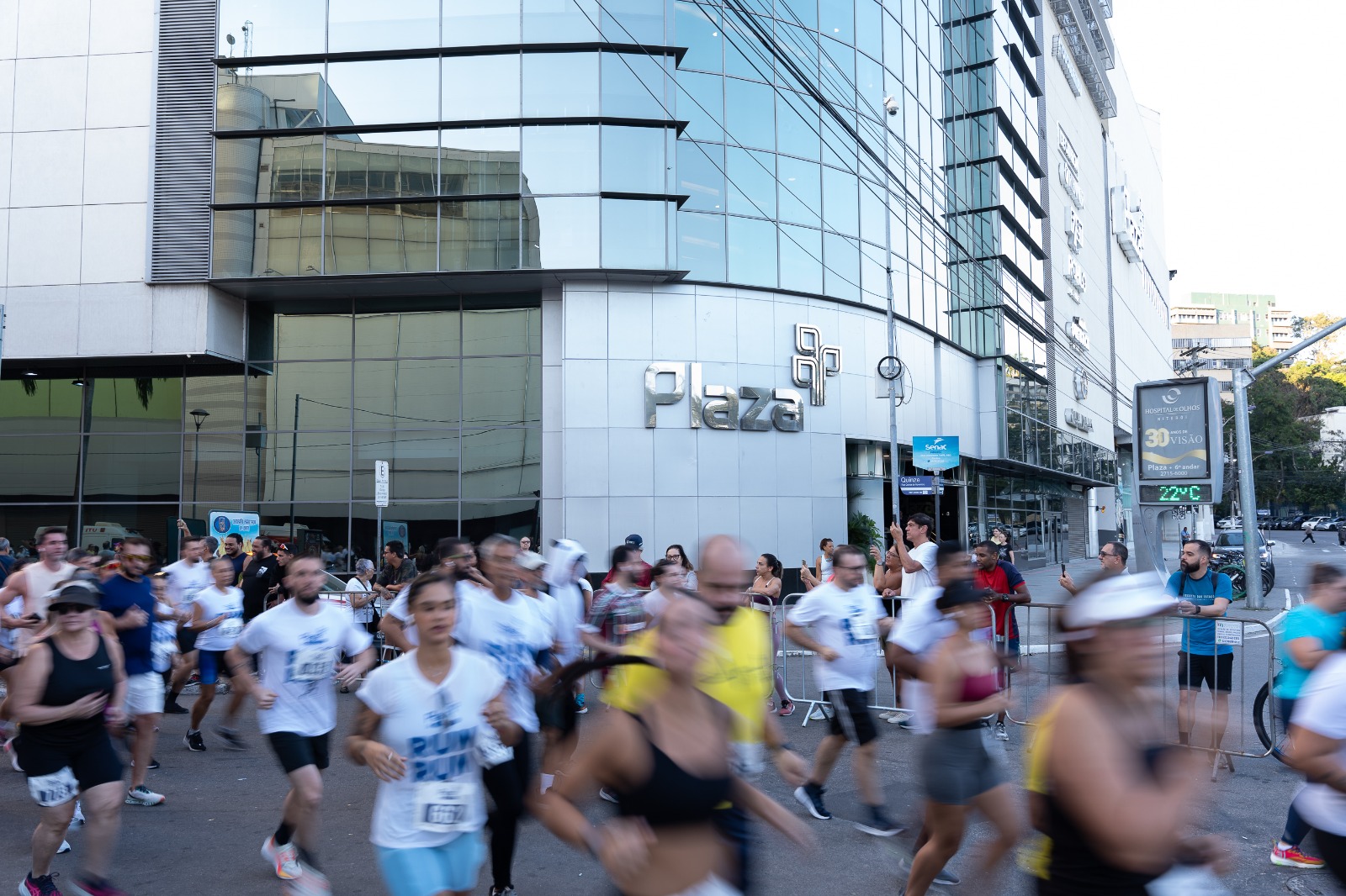 Plaza Running reúne corredores no Centro de Niterói neste domingo
