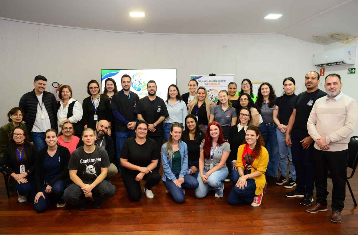 Setembro Verde reúne profissionais e combate capacitismo em Foz
