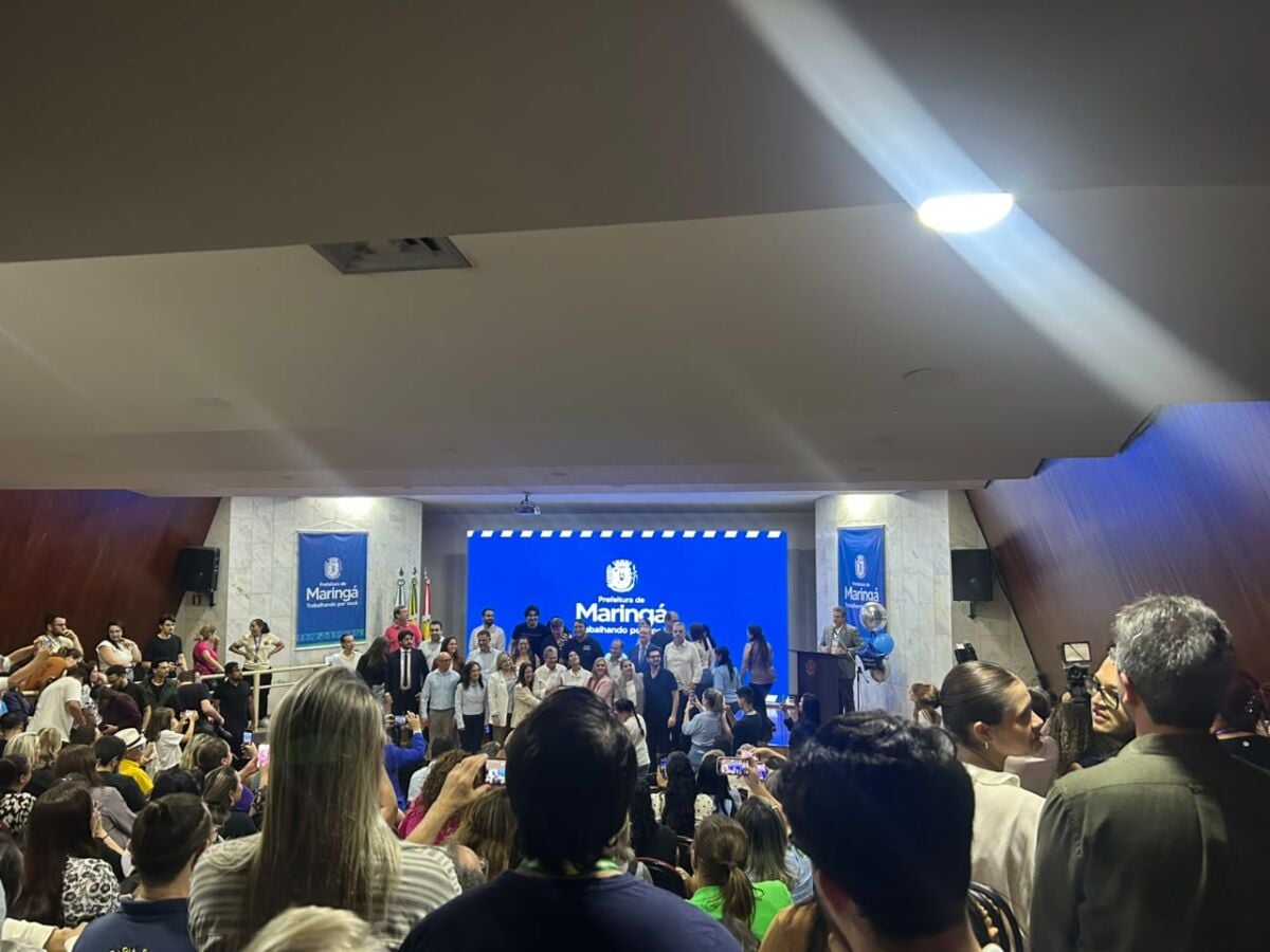 Maringá sanciona mudanças no plano de carreira da educação
