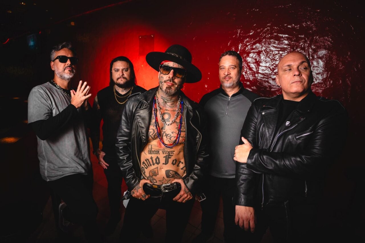Detonautas apresenta turnê ‘Rádio Love Nacional’ em Curitiba