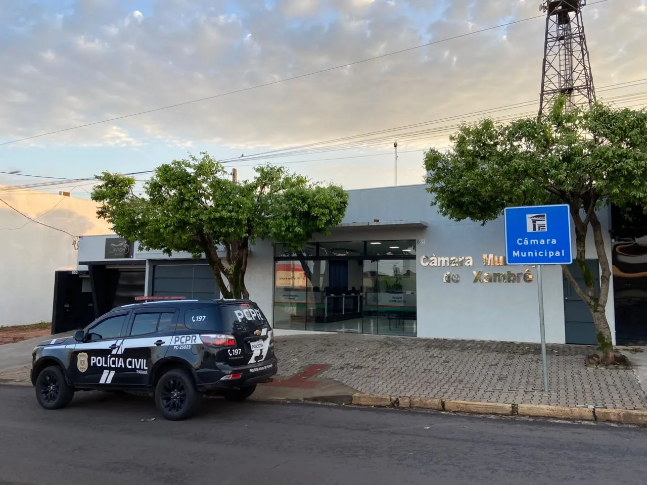 Vereador e secretário são presos por suspeita de crimes sexuais em Xambrê