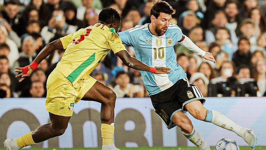 Galvão Bueno diz que Messi foi o maior jogador da história da Argentina