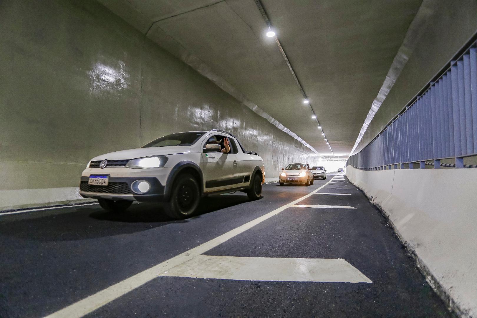Túnel da Avenida Independência é fechado para manutenção em Ribeirão Preto