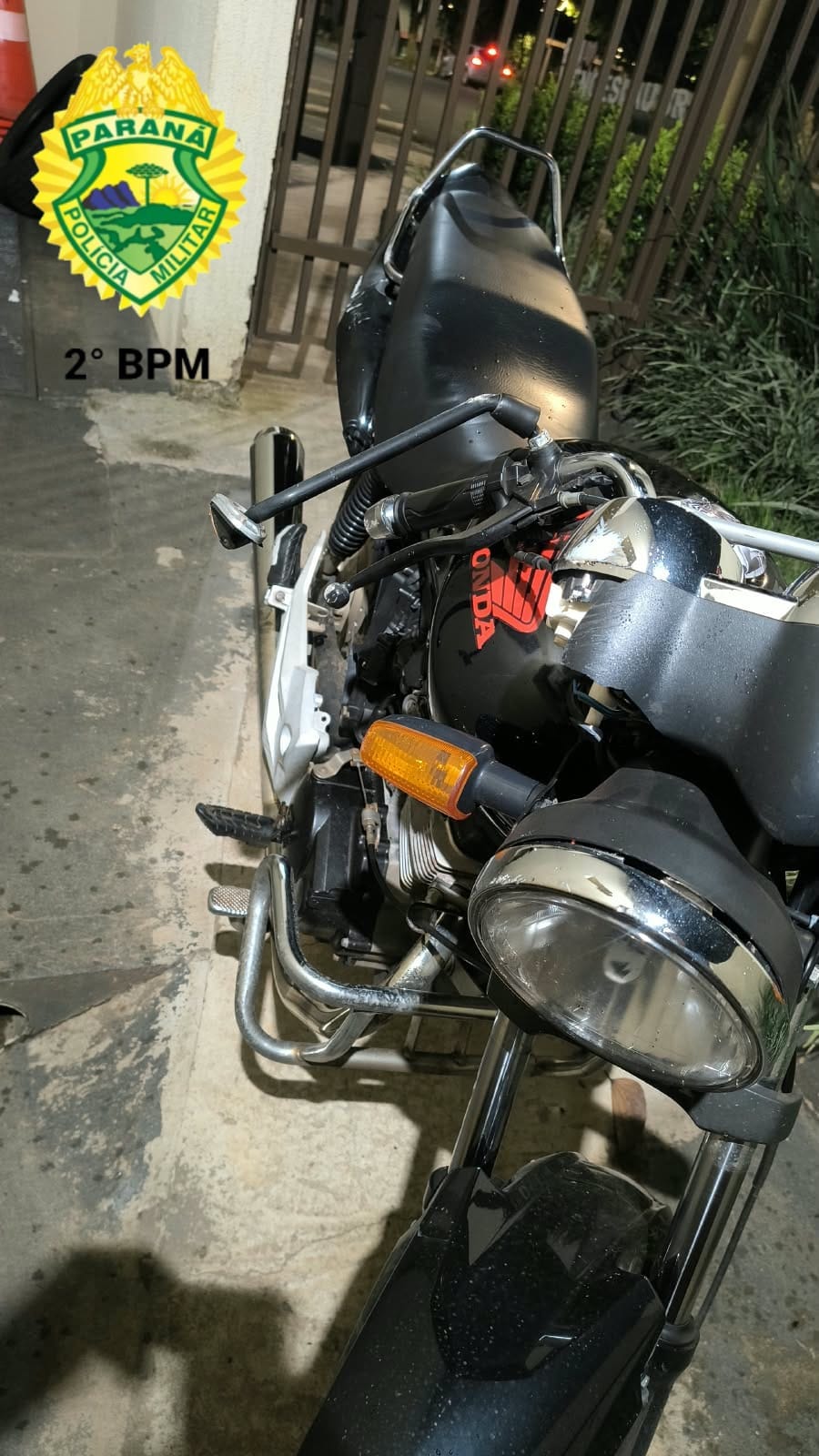 Motociclista é detido após empinar moto e cair durante fuga em Wenceslau Braz