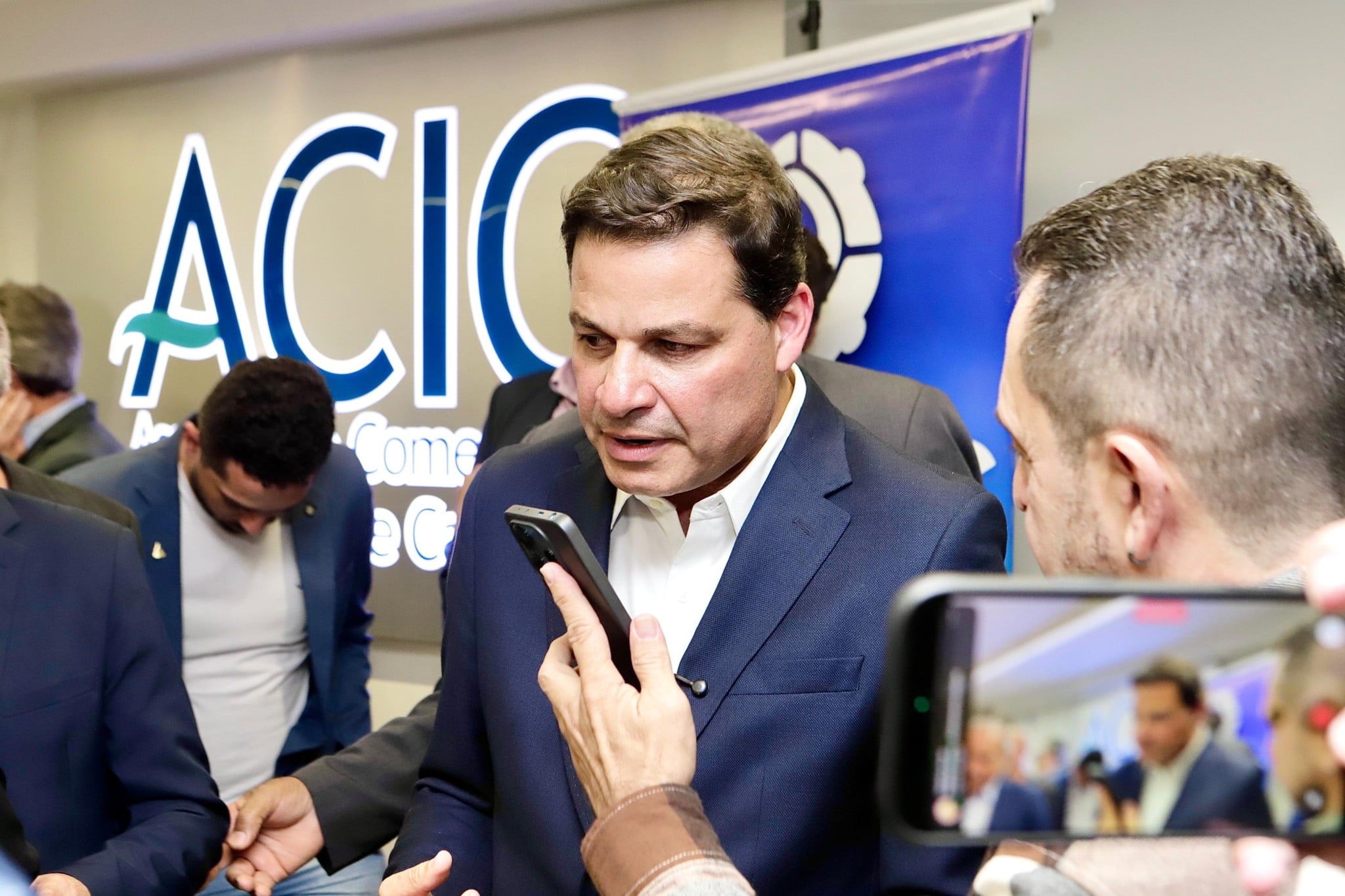 Sandro Alex propõe Colégio da PM e investimentos na Unioeste em Cascavel