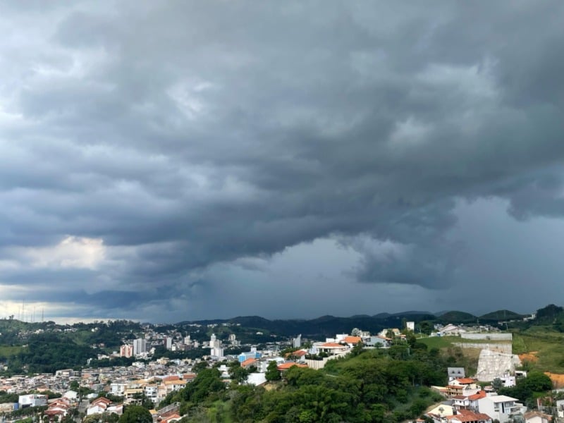 Barra Mansa monitora rajadas de vento entre sexta e sábado