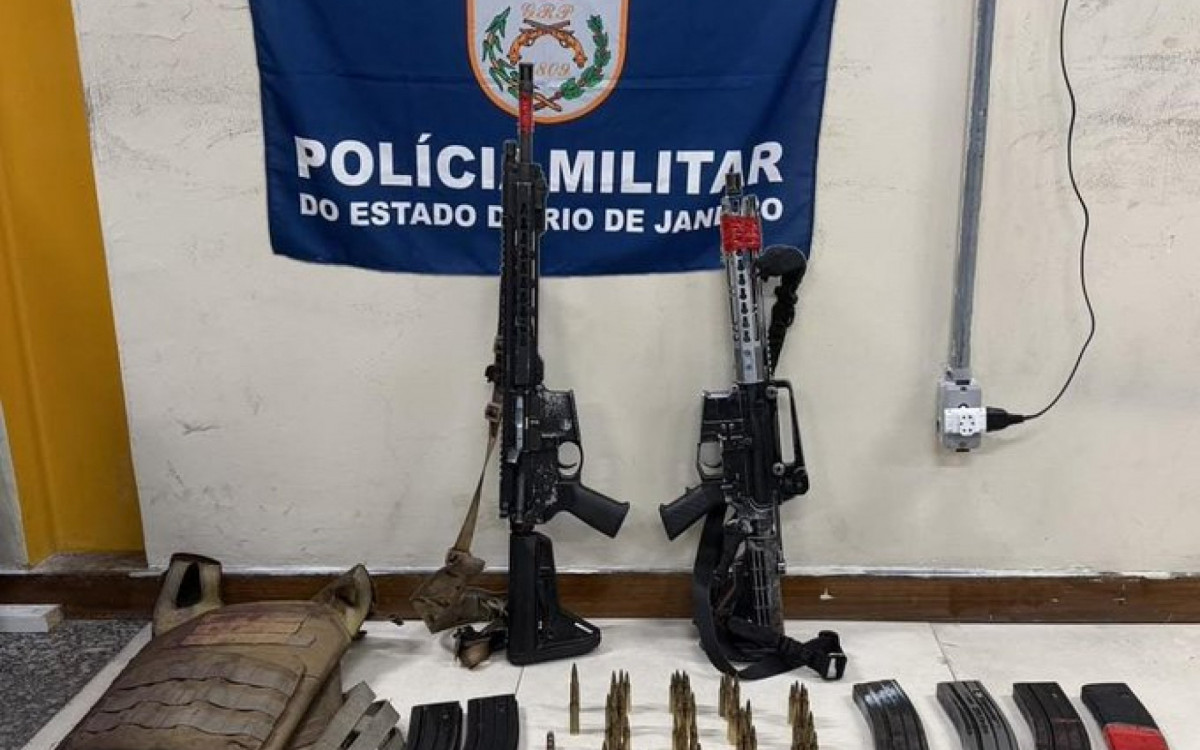 PM apreende seis fuzis em operações no Rio e na Baixada