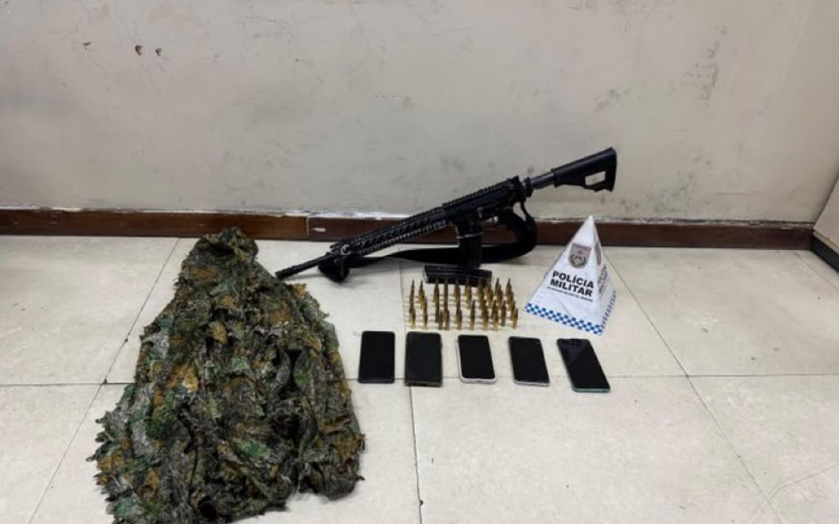 Bope prende cinco homens e apreende fuzil na Zona Oeste do Rio