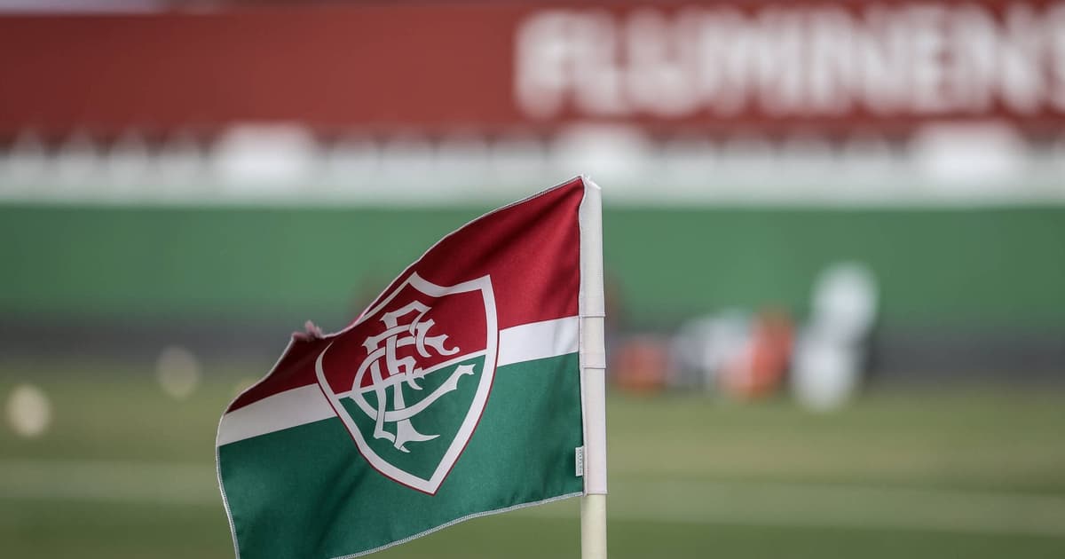 Fluminense anuncia Mega Seguros como nova patrocinadora do uniforme