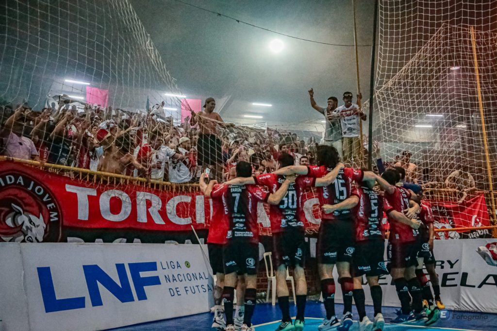 Cascavel perde para Campo Mourão e é eliminado nos playoffs da LNF