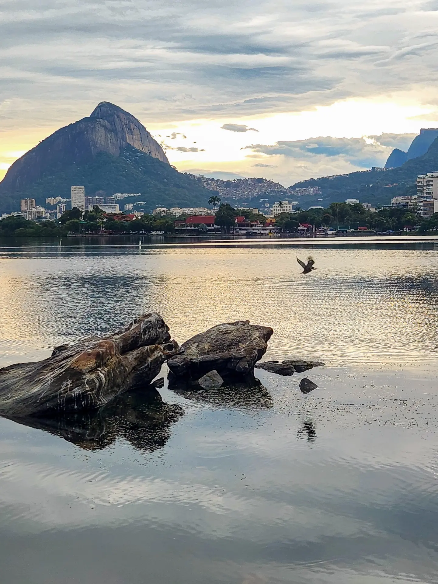 Rio pode ter chuva fraca a moderada isolada neste domingo