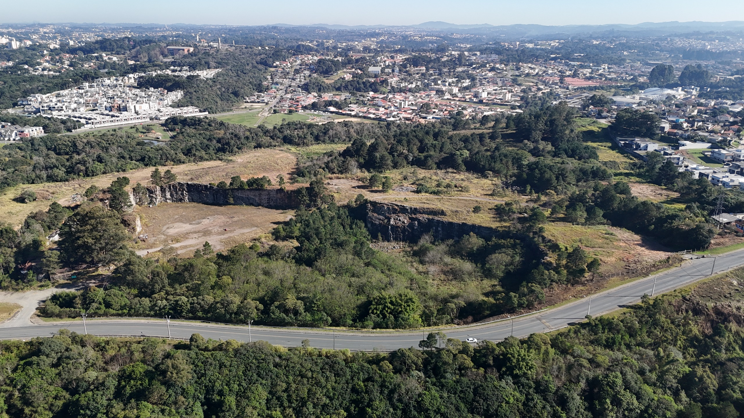 Paraná publica edital para concessão da Pedreira do Atuba, em Colombo
