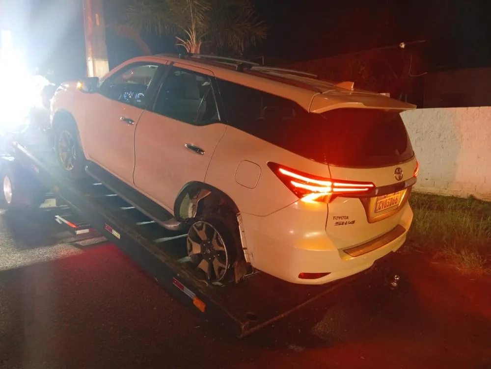 Hilux furtada em Cascavel é recuperada antes de ser levada ao Paraguai