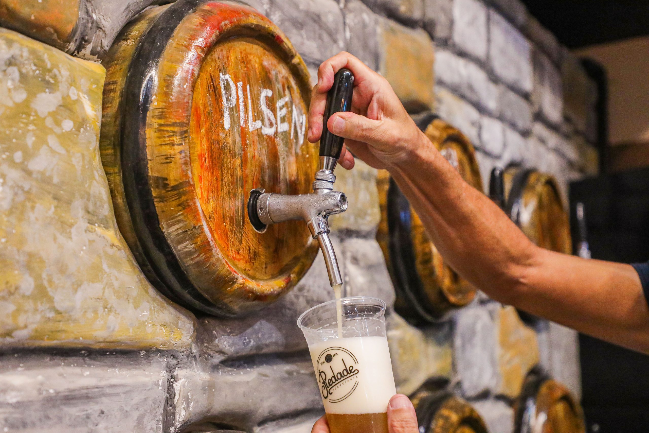 Rio inaugura primeiro Polo Cervejeiro na Rua da Carioca