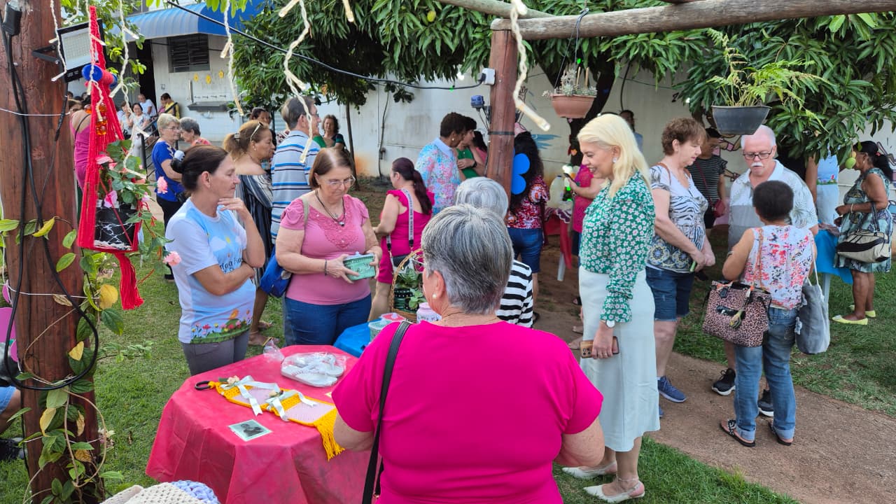 Festival da Primavera reúne 140 pessoas em centro de convivência de Rio Preto