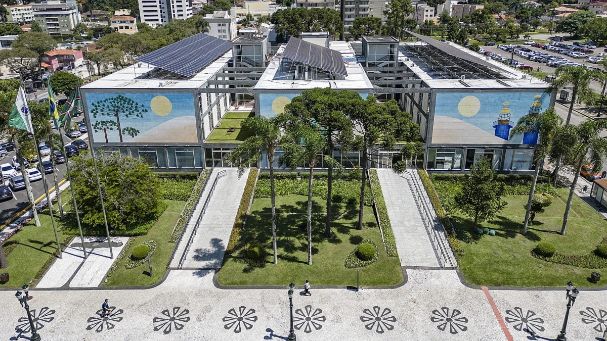 Curitiba lidera ranking de capitais prontas para buscar empréstimos
