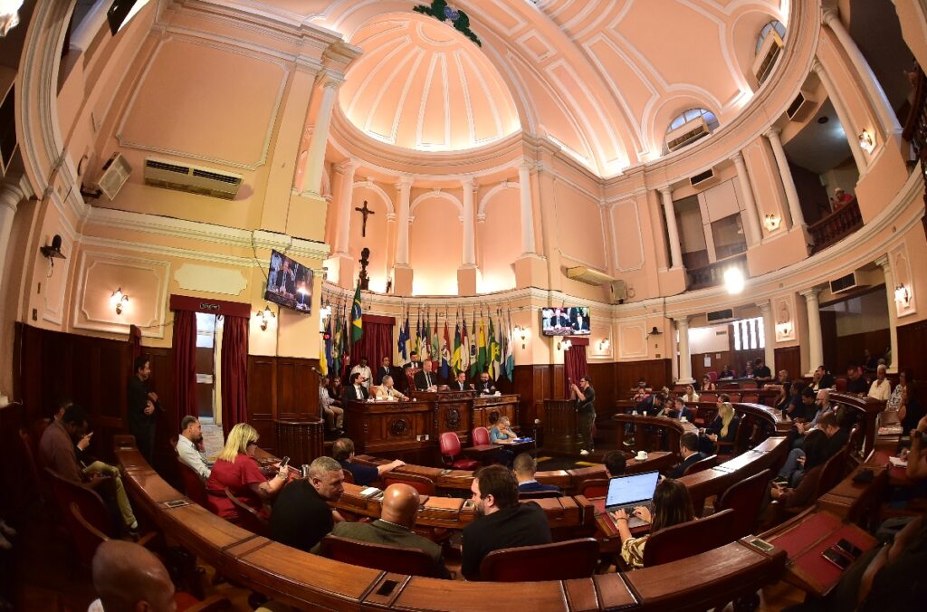 Prefeitura apresenta balanço e envia projetos à Câmara de Niterói